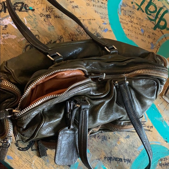 Army green Prada bag - Picture 5 of 8